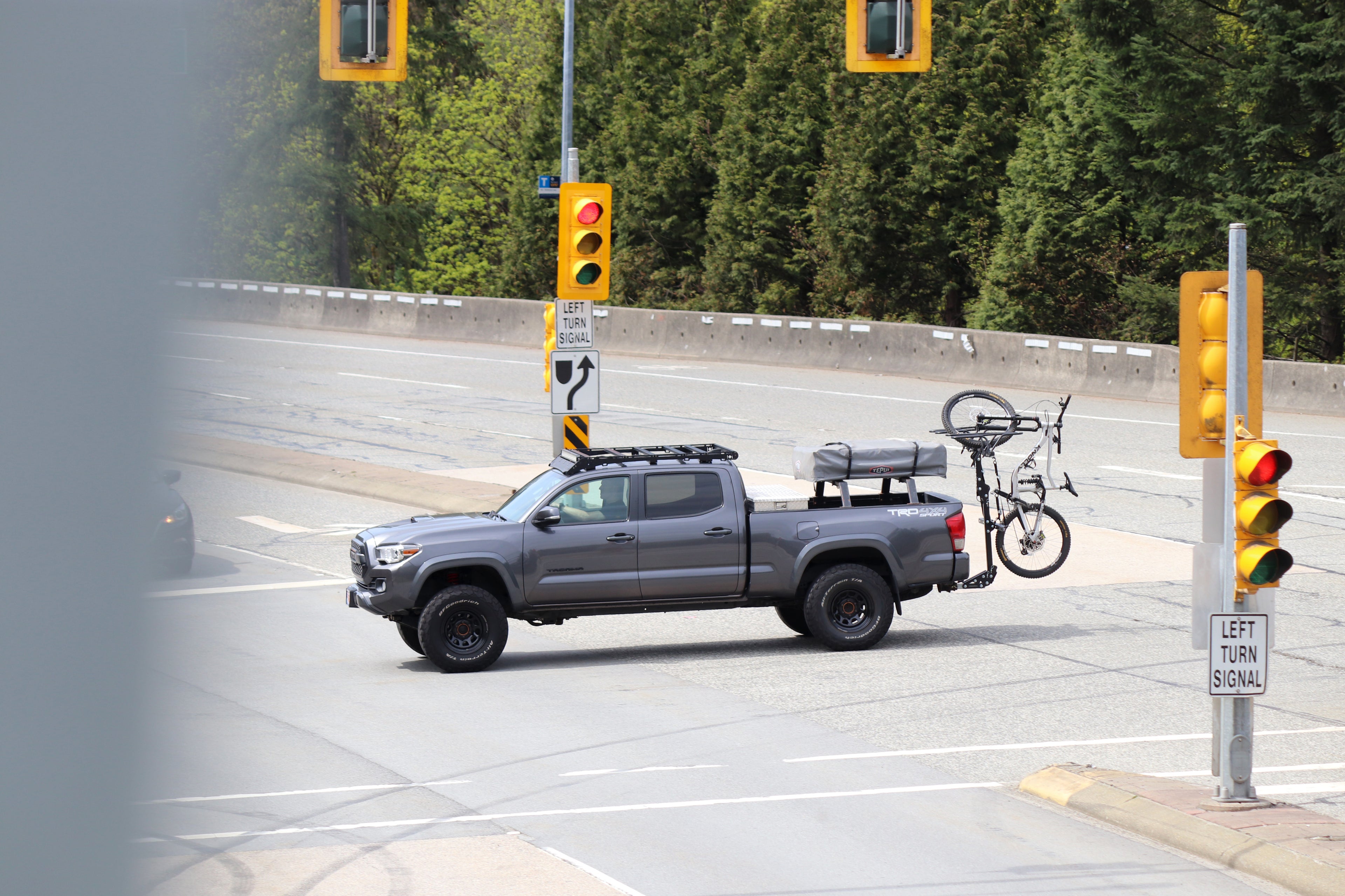 Rad Racks Club: The First Ever Collapsible Basket Bike Rack – RadRacks.ca